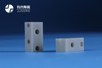氮化鋁陶瓷有哪些性能優(yōu)勢(shì)