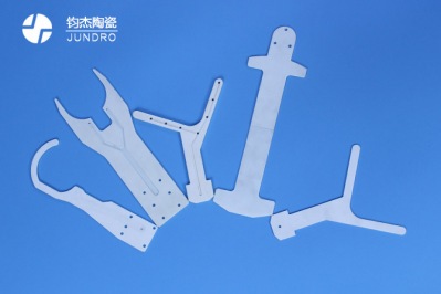 可以生產(chǎn)半導體陶瓷機械手臂的廠家